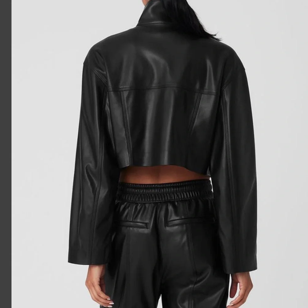 ALO Yoga Black Leather Jacket - Picture 4 of 11